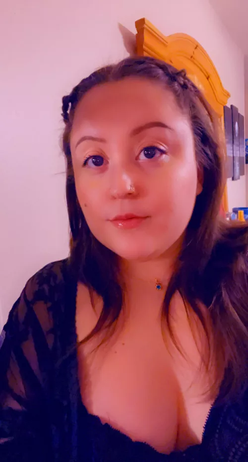 Tell me about your day. Im a good listener ♦️♥️♦️