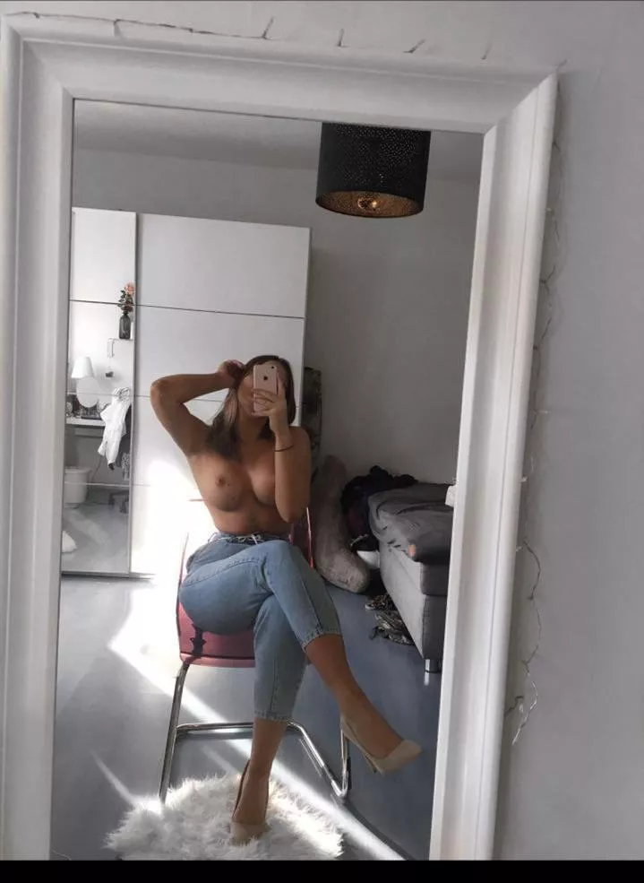 Tell me what you are thinking 🥰