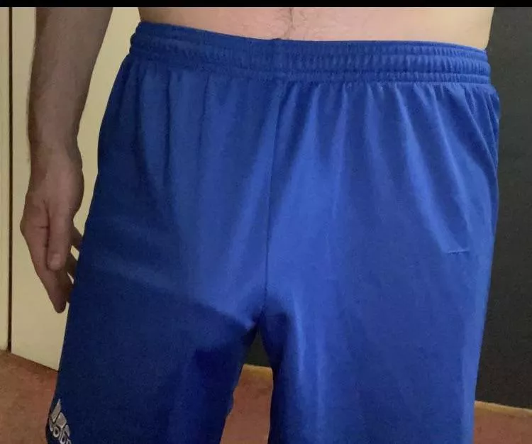 That explains the people staring at the gym 😅