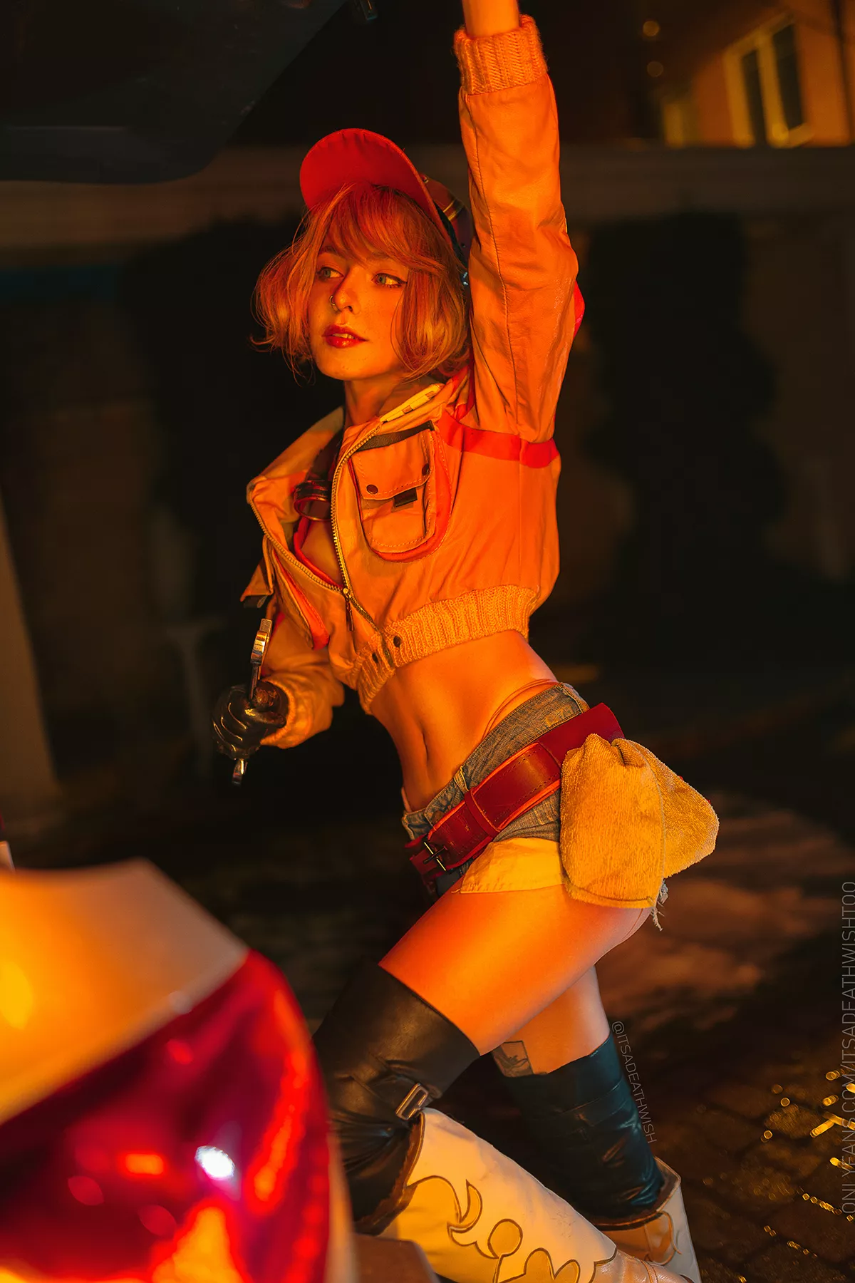 The TV might be leaking but this Cindy can fix it! Cosplay by me