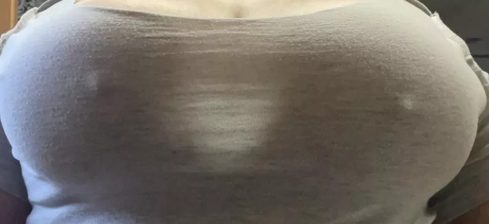 Theres just something about how the light hits my shirt