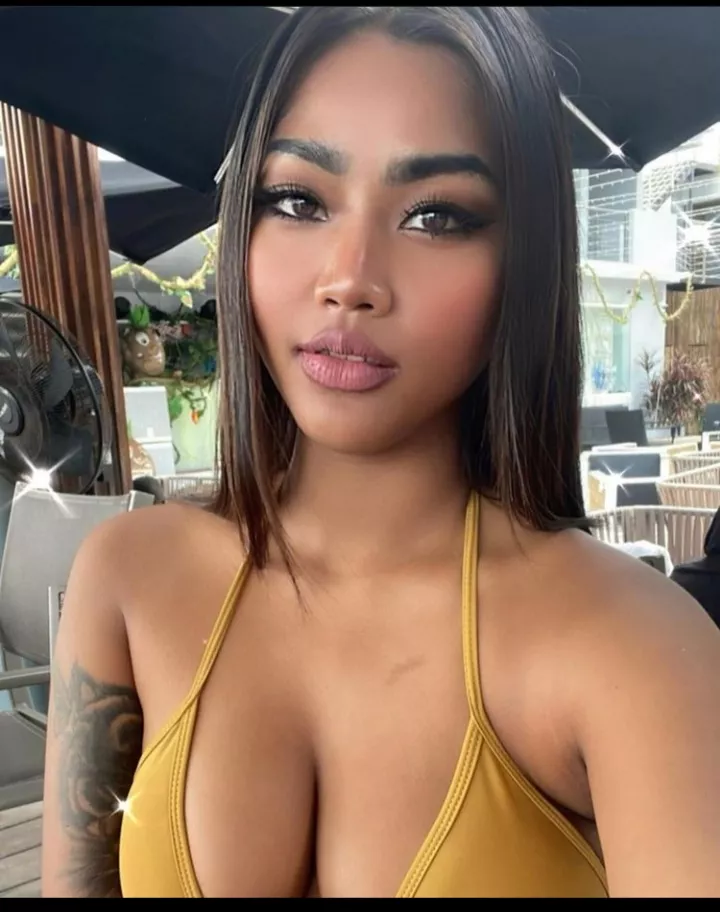 Thinking about showing my tits on the internet...