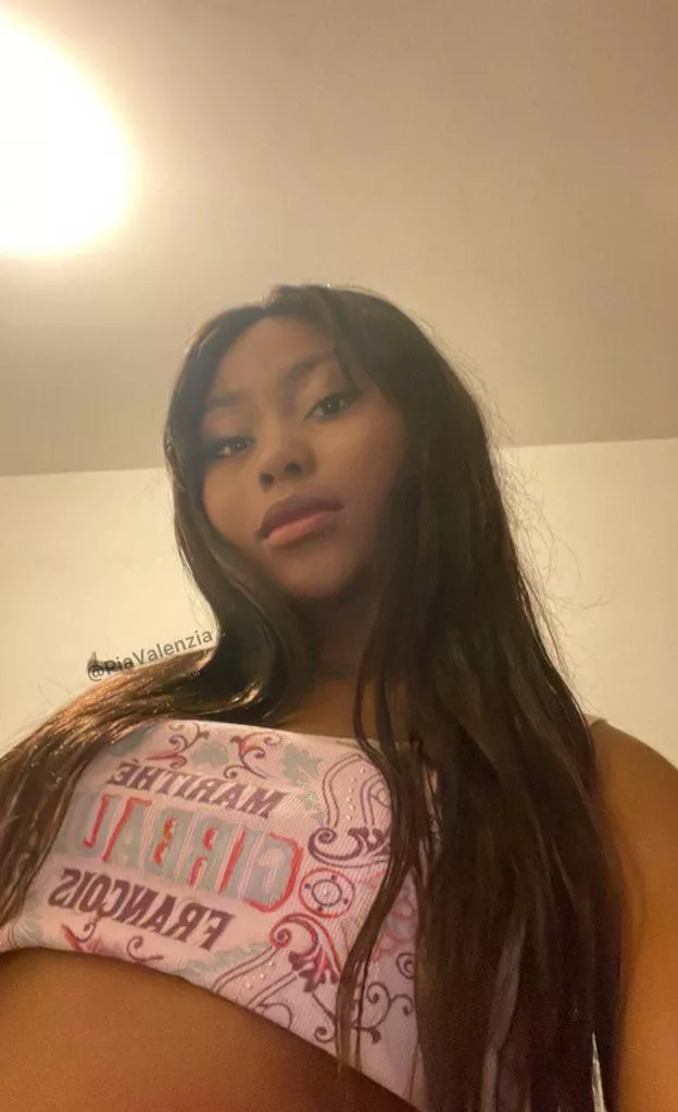 This bratty latina goddess has you begging on your knees to be abused😈 [domme]