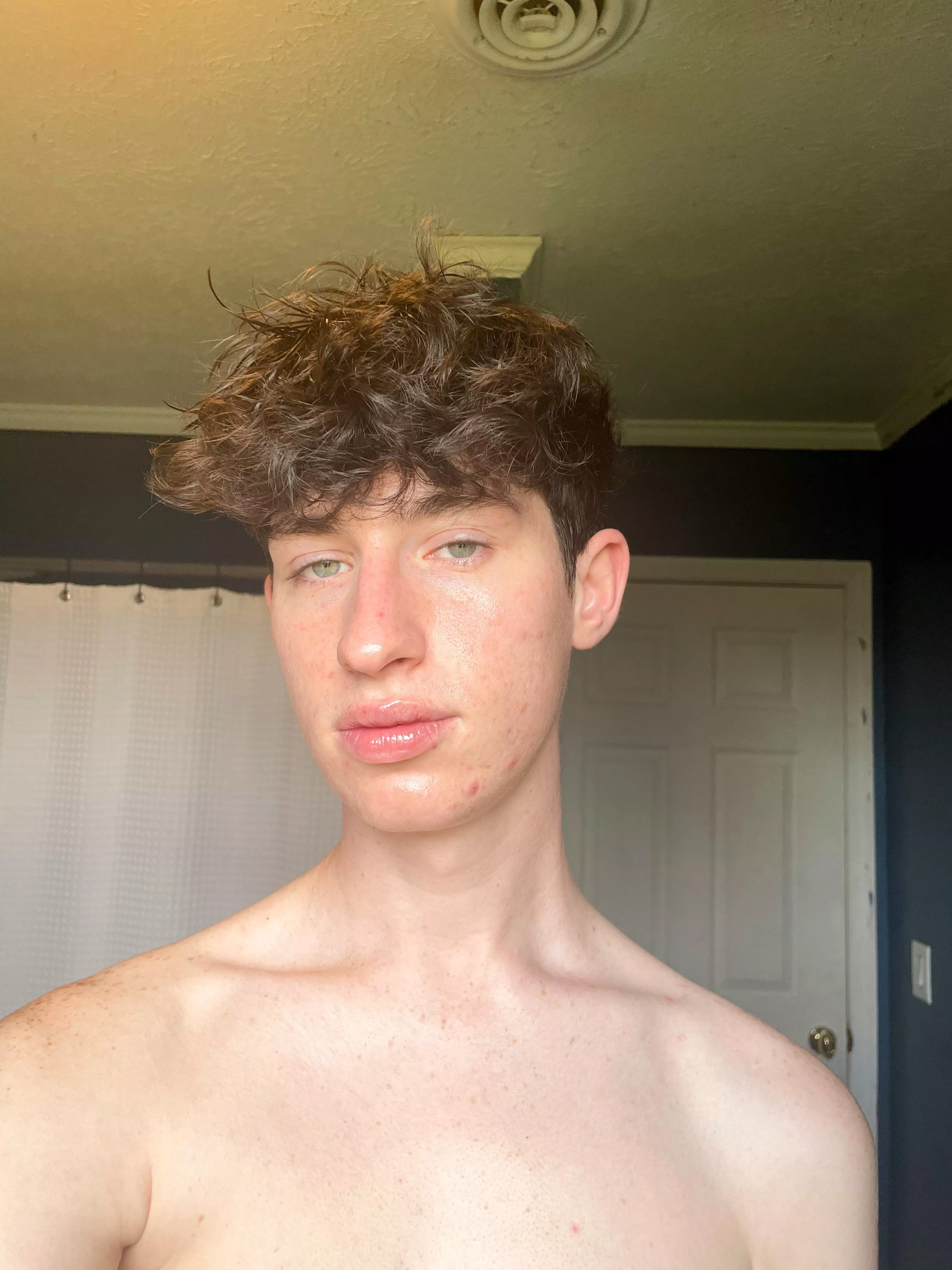 This moisturizer has my skin looking dewy as hell