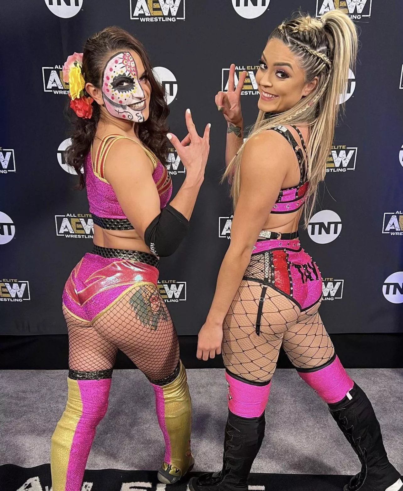 Thunder Rosa x Tay Conti
