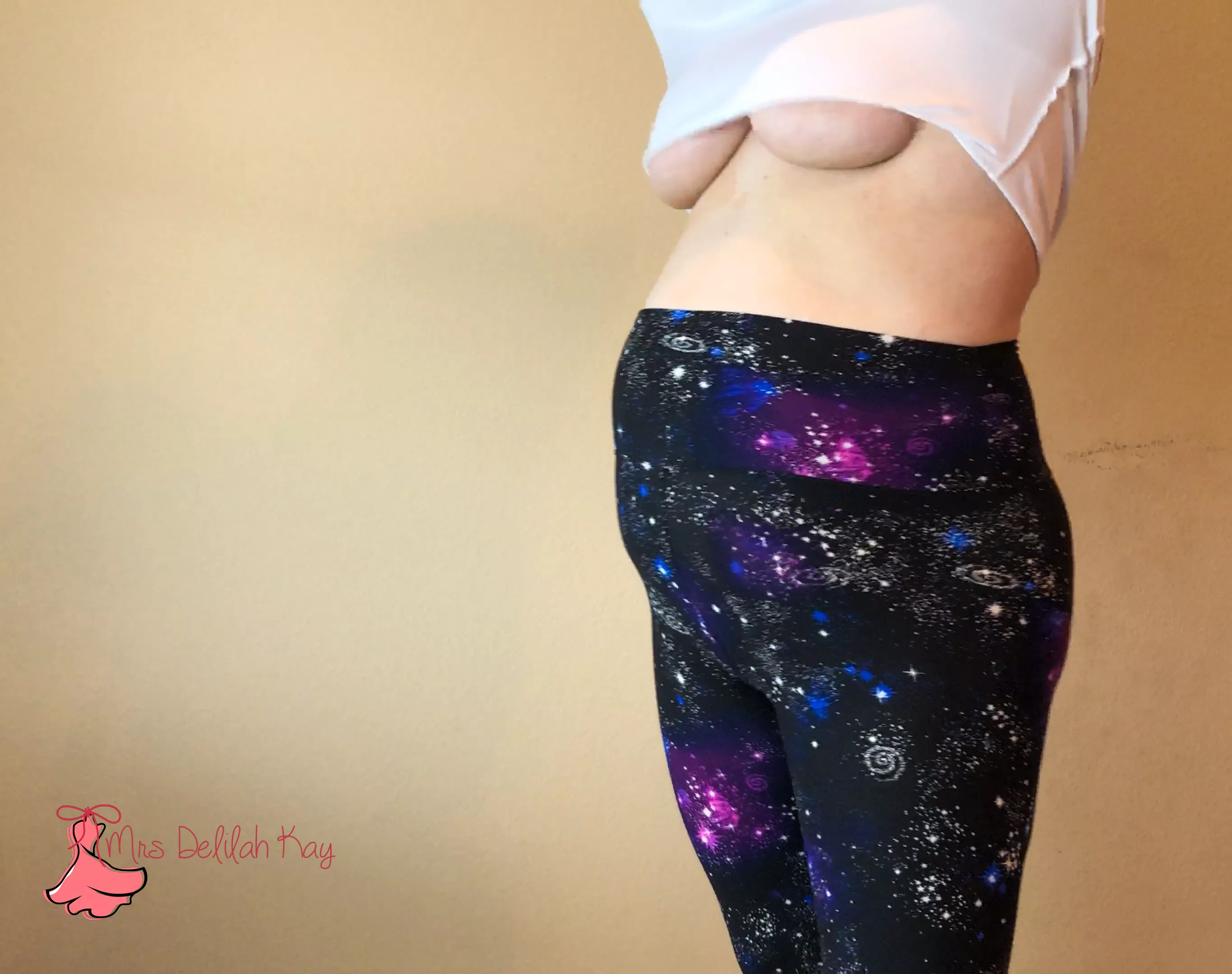 time for this teacher to get out of this...