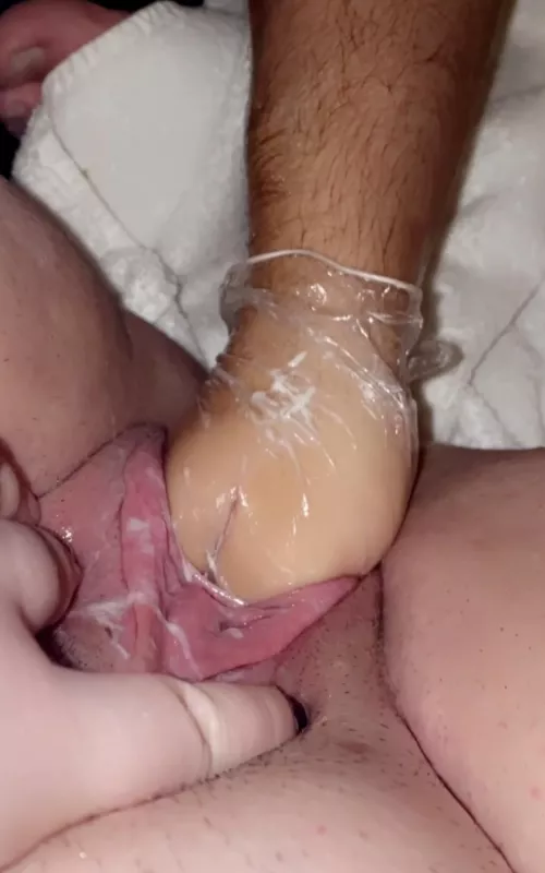 Took daddies whole fist😍🤤