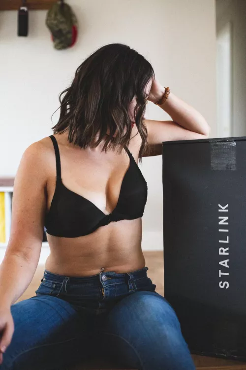 Trying to make satellite internet sexy 😉📡 [f]