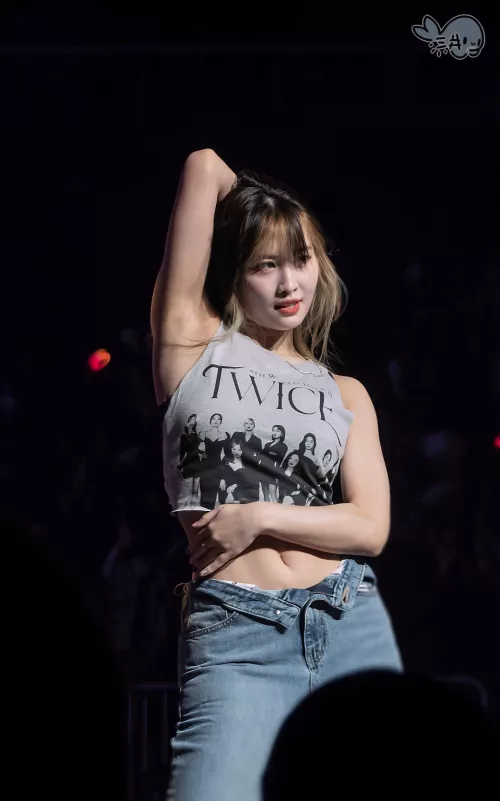 TWICE - Momo