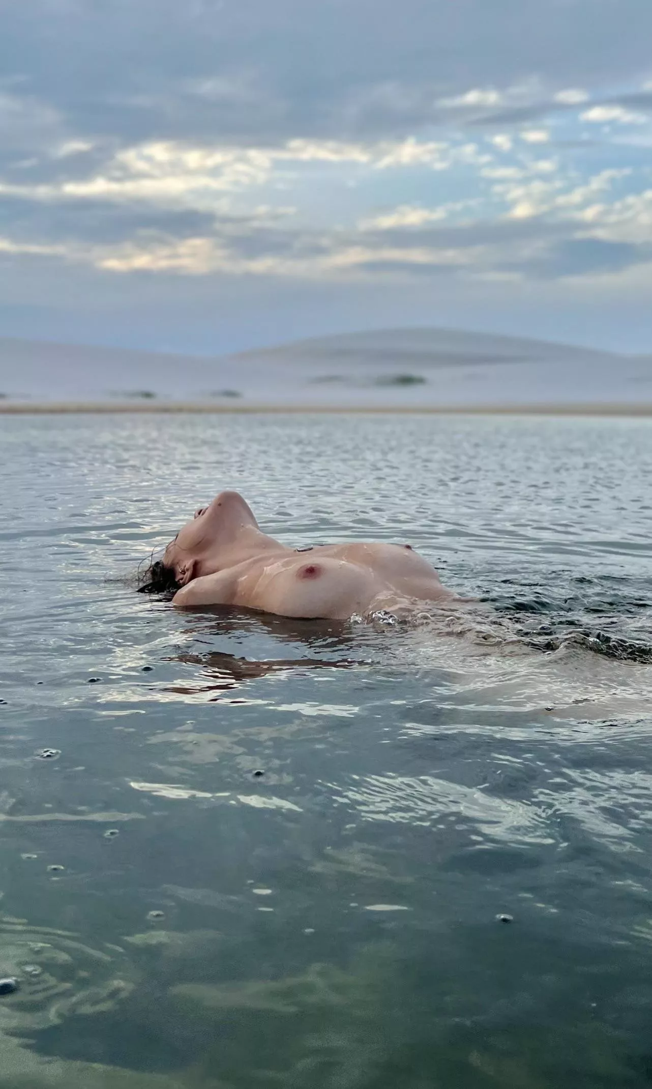 👀 two islands have just appeared!