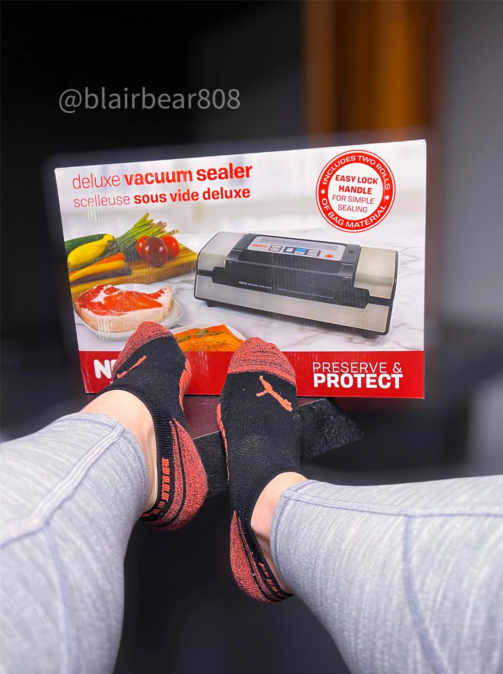 Upgrade Alert!! ⬆️⬆️I have the best customers. Thank you sooo much! ☺️ I cannot wait to use this for future orders to keep all of my smells in! ❤️