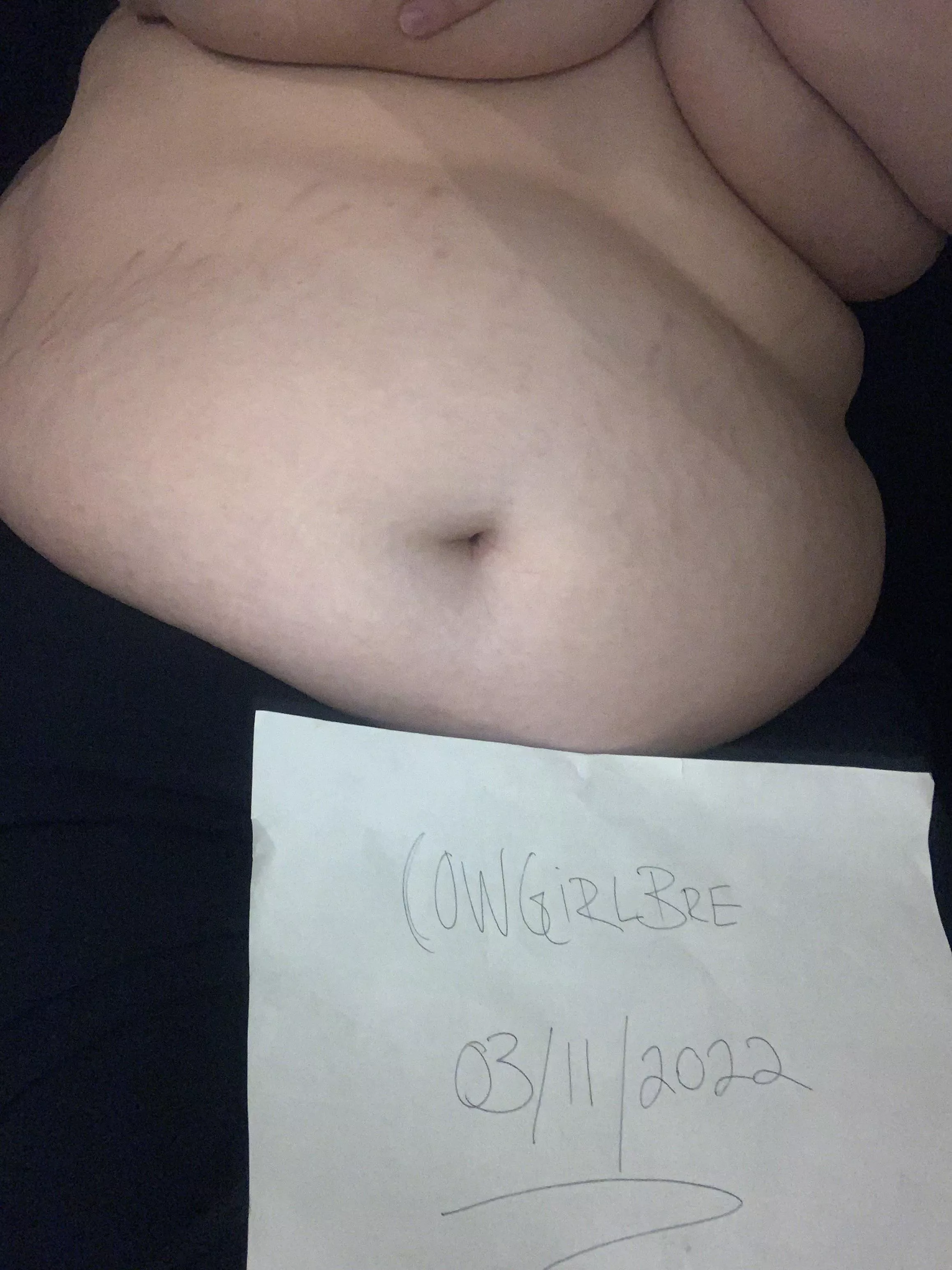 verifying myself!! looking for a feeder to satisfy this appetite 🐷