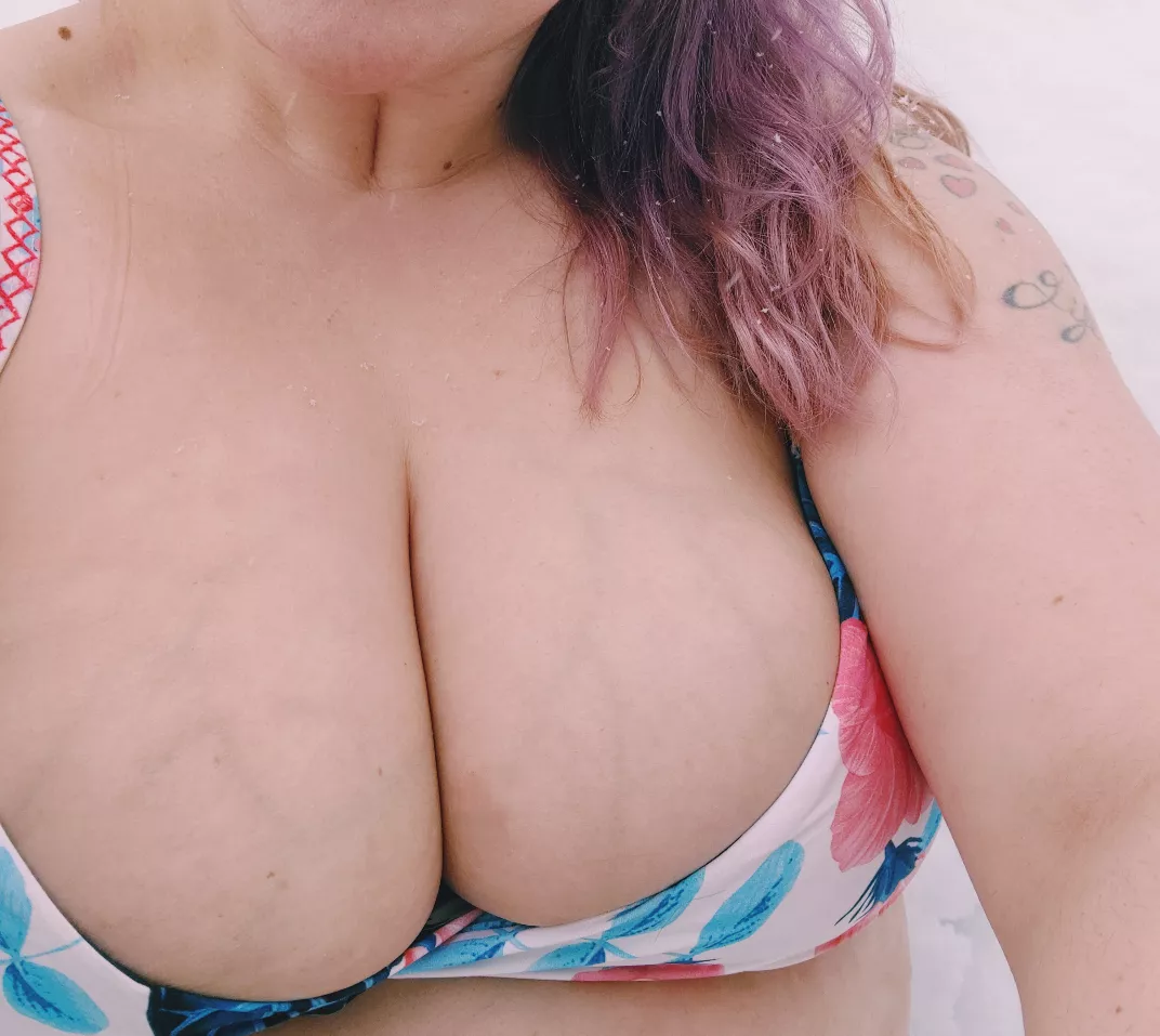 Vient jouer avec moi dans la neige 😛