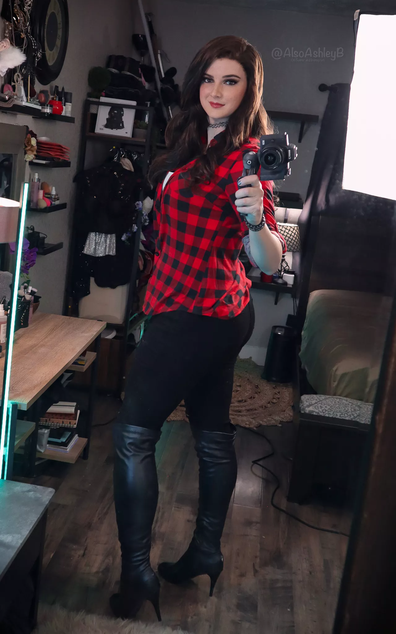 Want Some Cake? 🖤