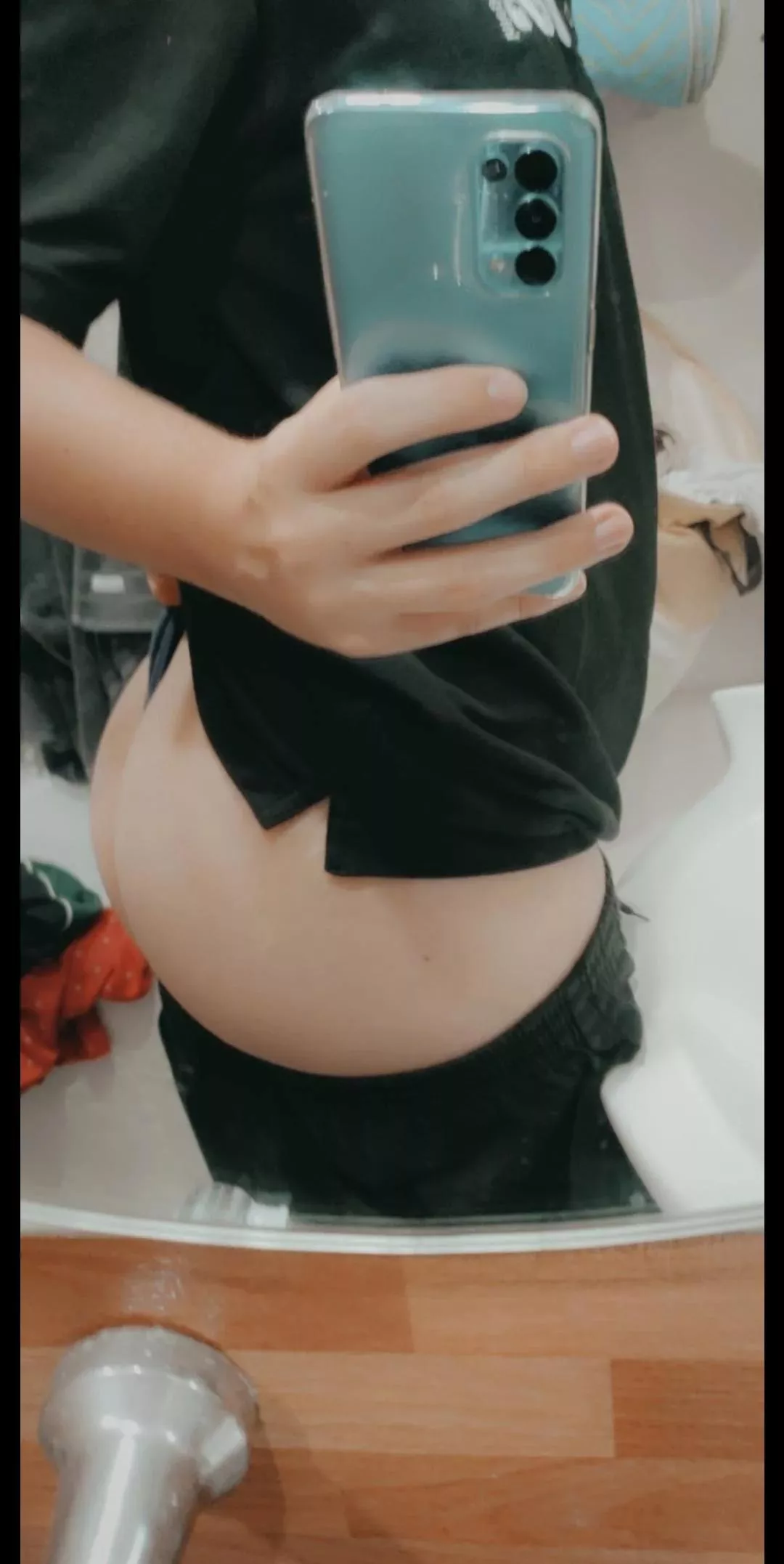 we are out eating out together and I just sent you these photos and give you a smug look, what would you do 😳?