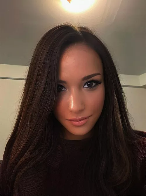 Week is almost over yayy ! 💚☺️