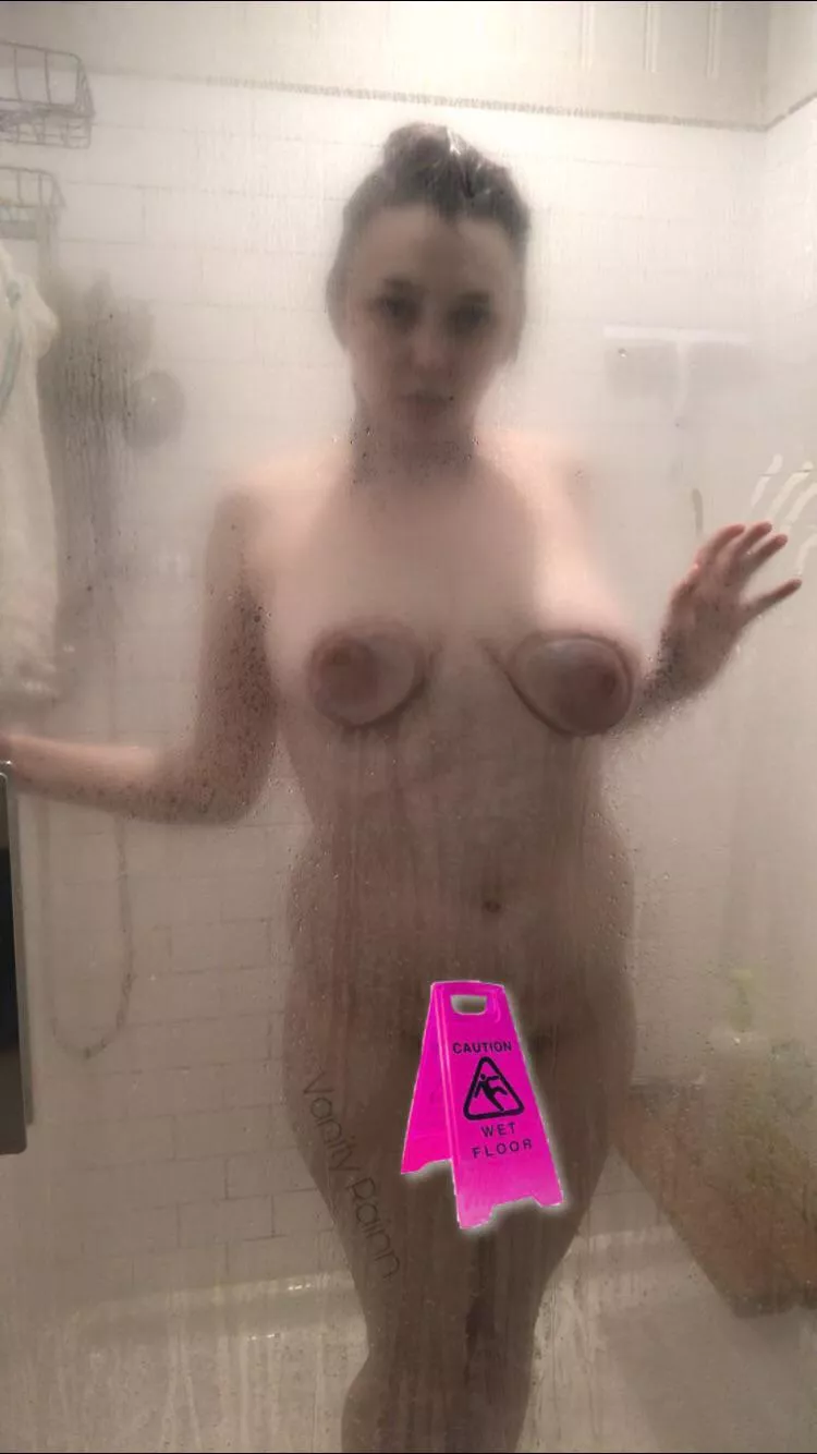 wet floor & wet pussy