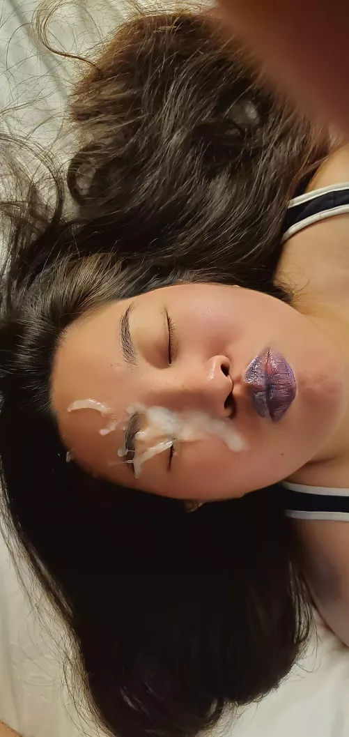 What a load to the eye of a facial for Thai gf (oc)