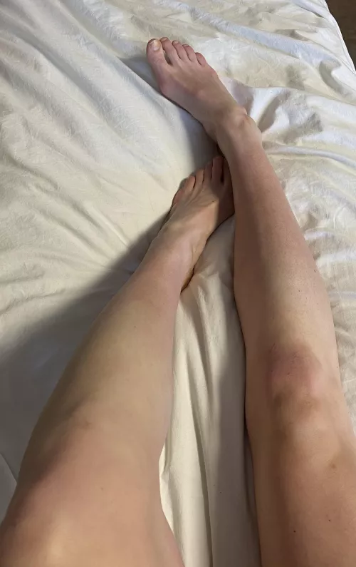 What color should I paint my toes next?? Let me show you more… PM me ;)