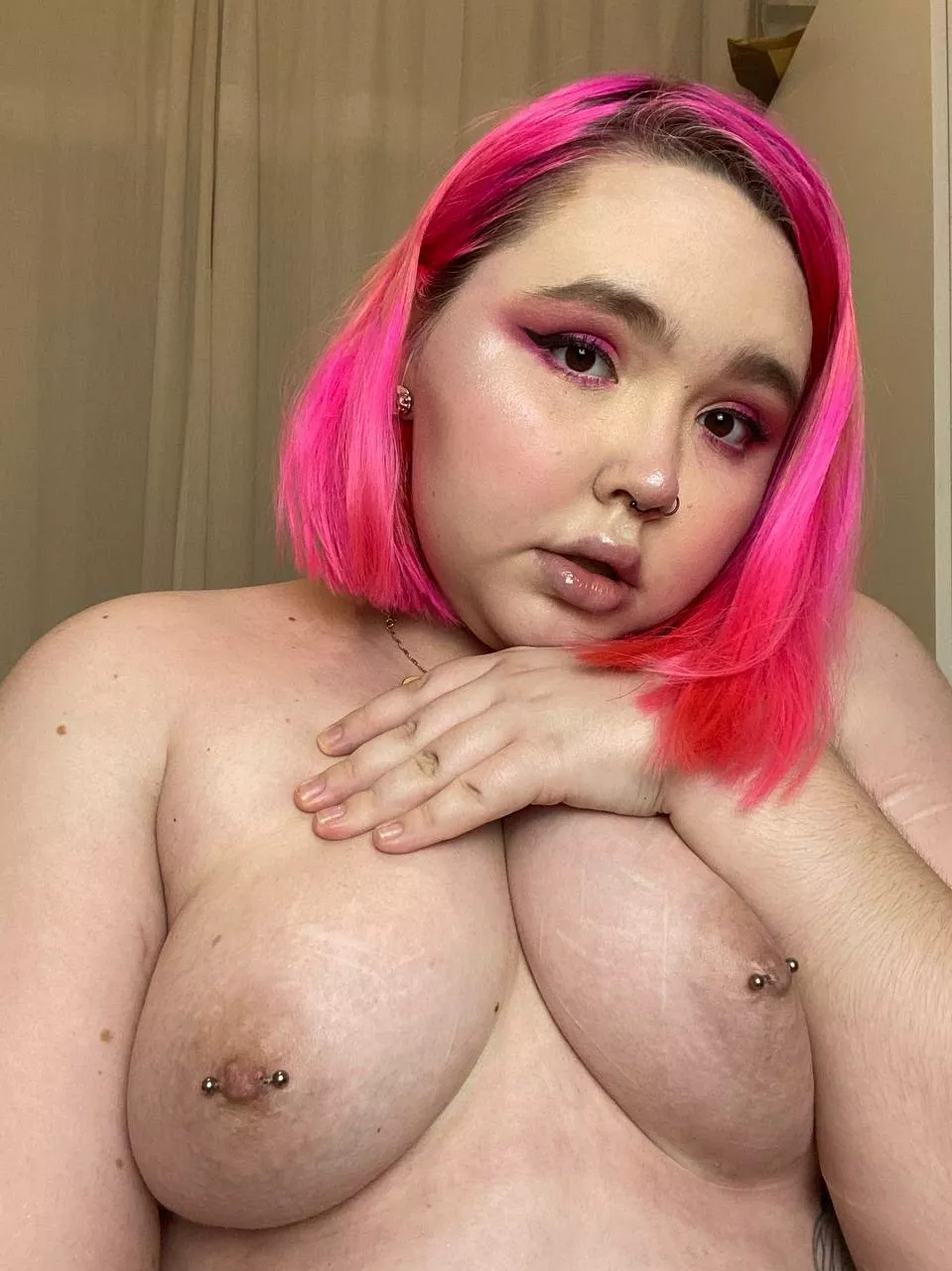 what’s the first thing you notice about me?