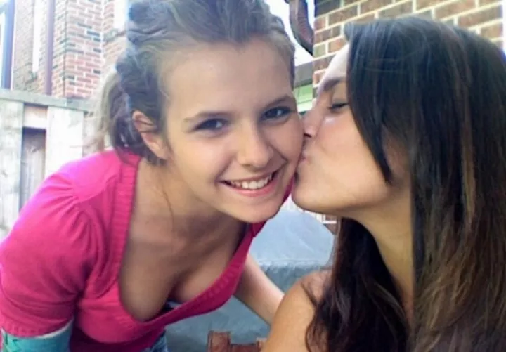 when my sister wanted to congratulate me, i had to bend down