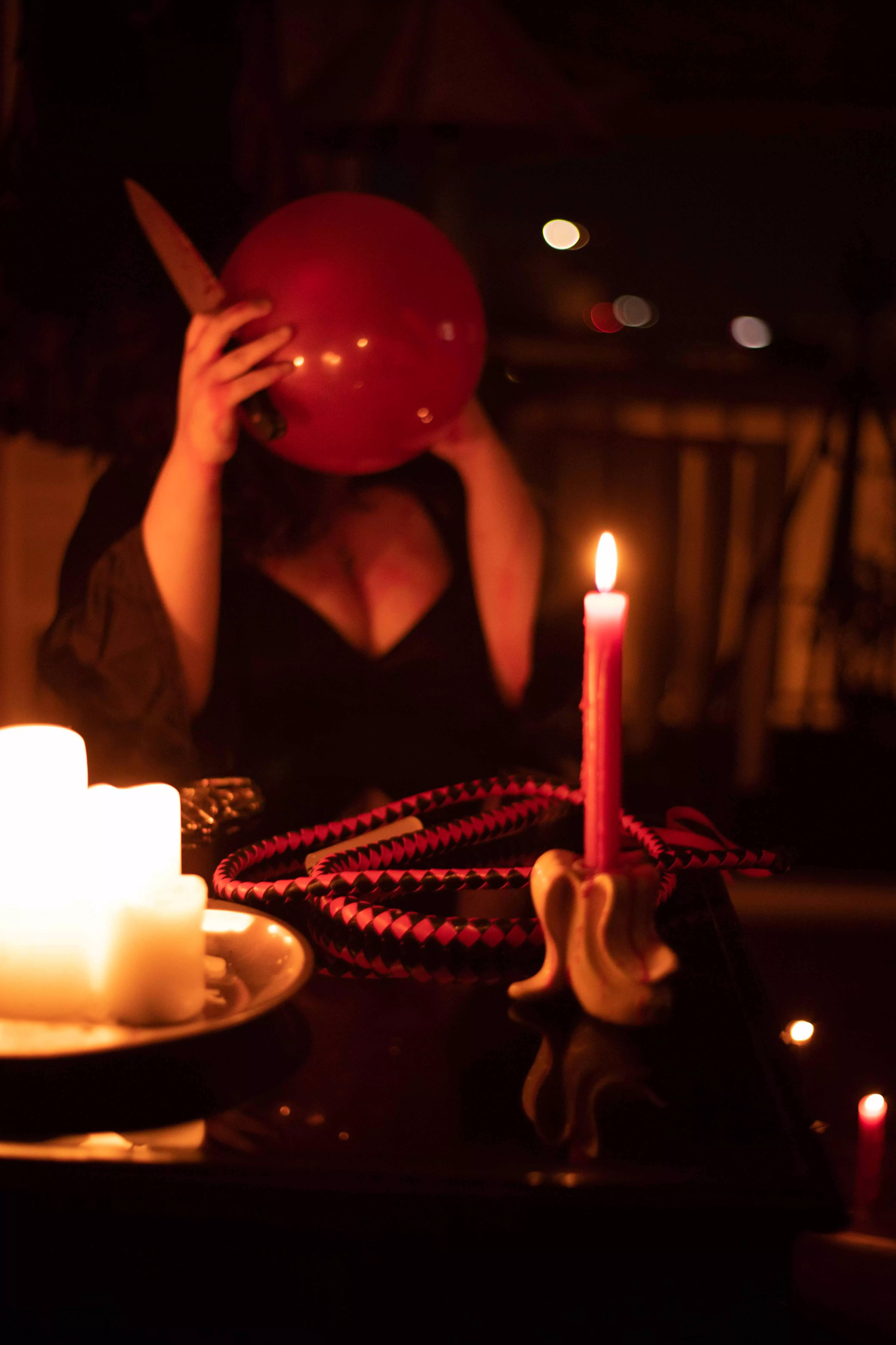 where are the balloon enthusiasts? I might pop it in your face 😈🎈