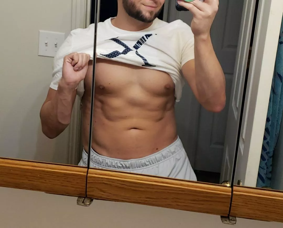 Where will you put your tongue? 💦👅