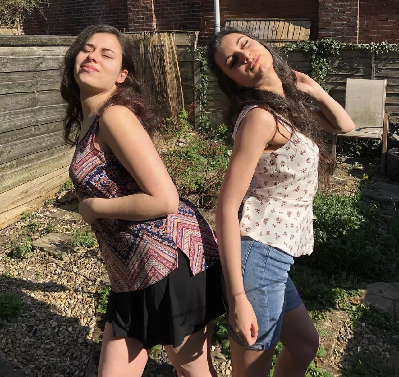 Which of these Italian stallion sisters are you taking home to fuck tonight, and why? 🇮🇹