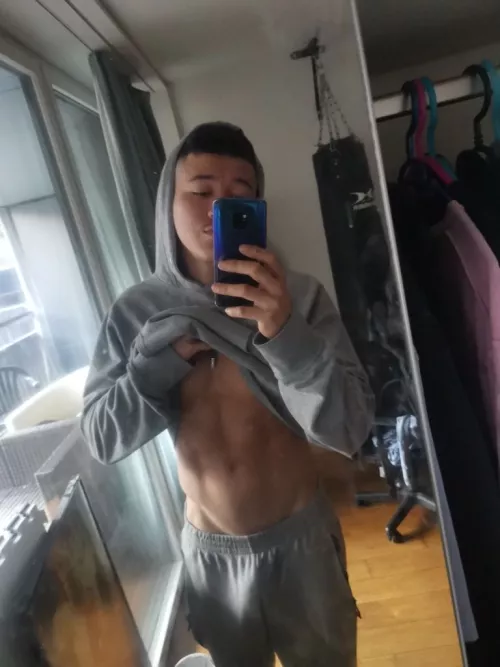 who is horny 🙋‍♂️