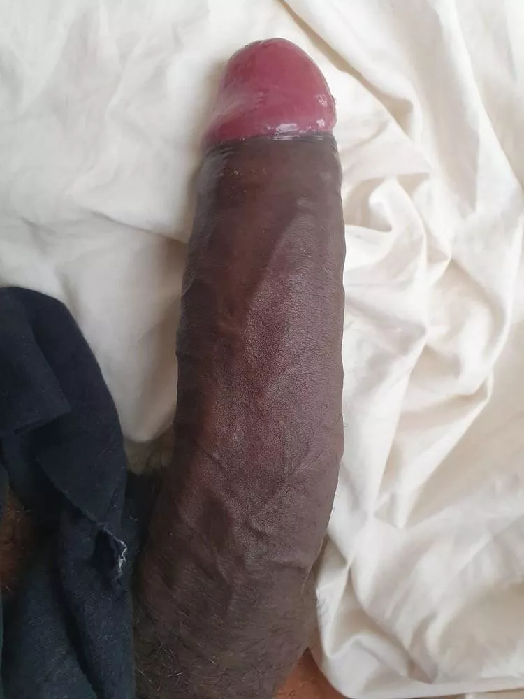 who wants my wet tip? 😋