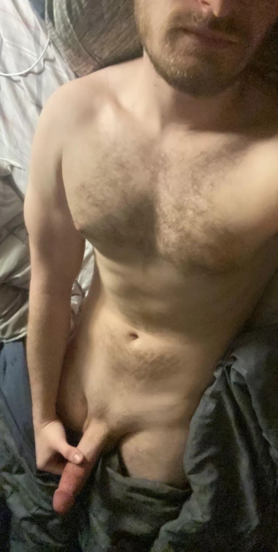 Who wants to be my first reddit fuck 😉