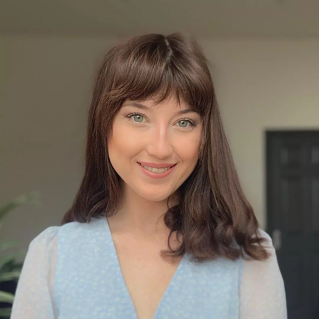 Who wants to cock this gorgeous girl? 😈