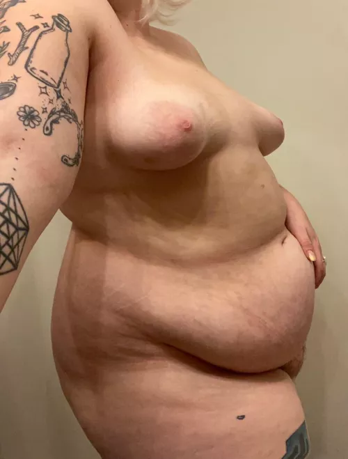 Who wants to feel me bounce on you? 😏