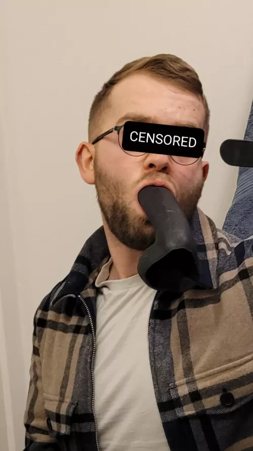 who wants to see me ride this toy?