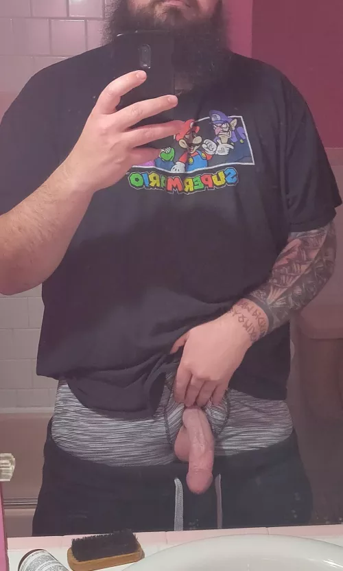 who's got a thing for bearded nerdy alt guys?