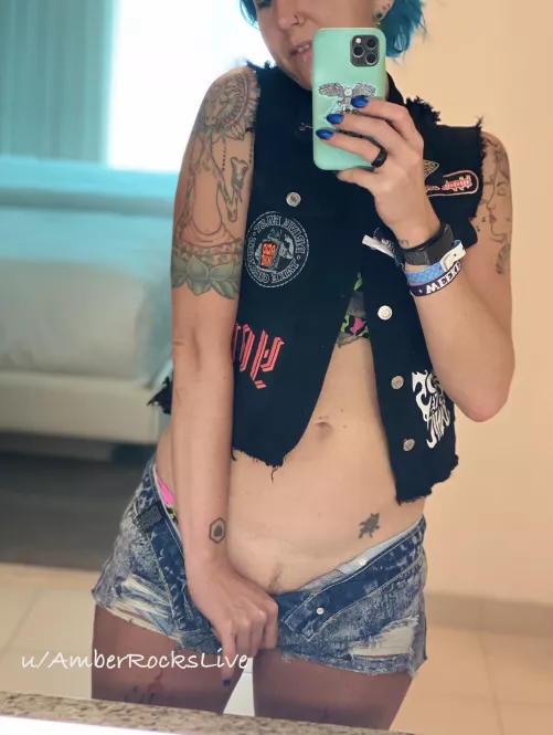 Who's ready to party? 🤘