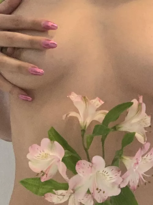 will you pay for my next set? 🥺 i'll let you pick the colour and thank you with some custom videos 💅