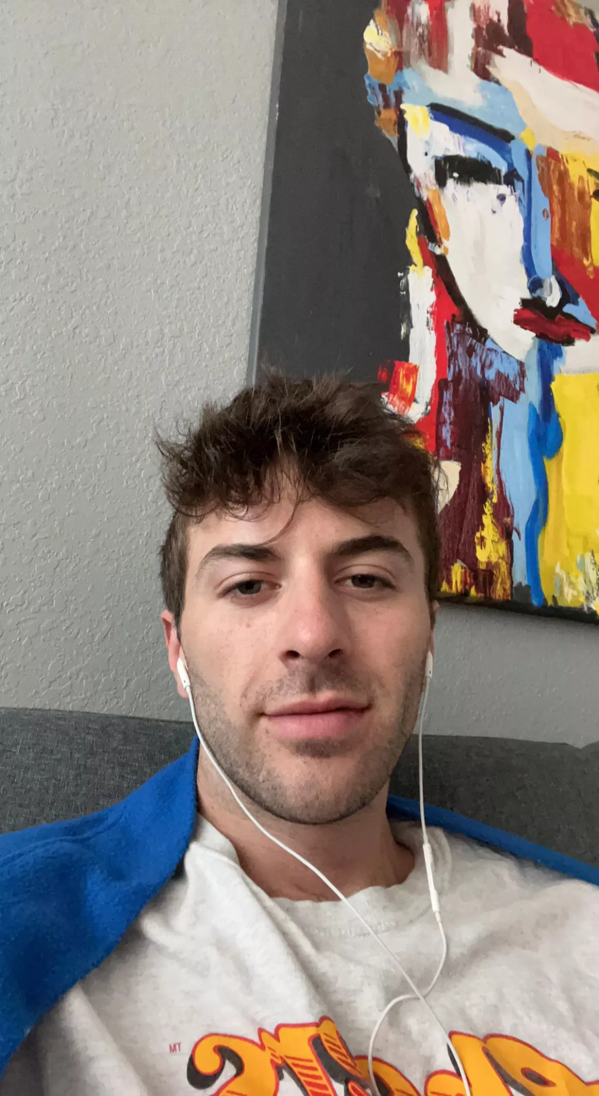 Wired headphones >>> Wireless