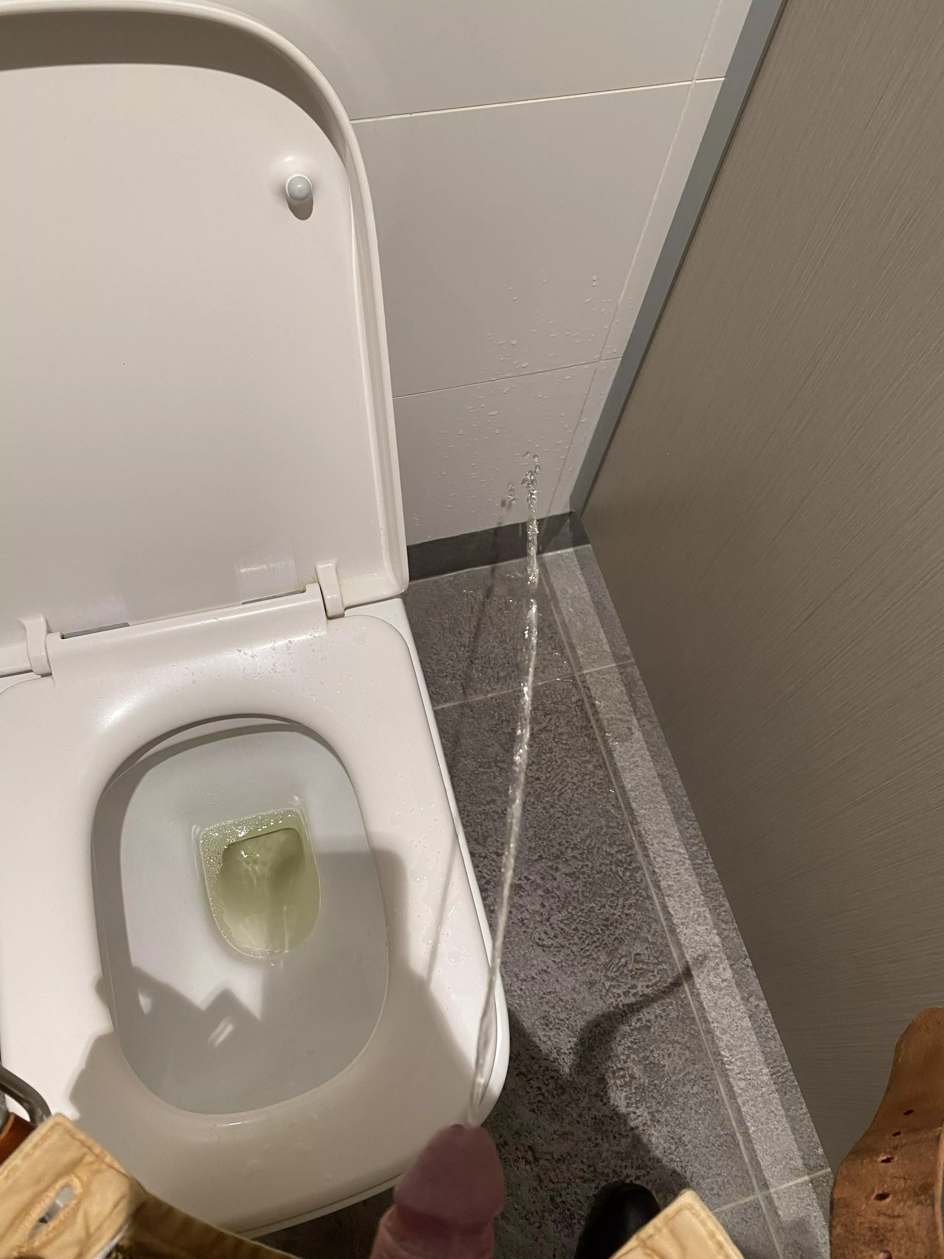 Work cubicle was soaking by the time I was through Work cubicle was soaking by the time I was through
