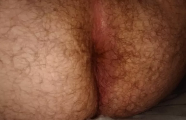 Would you breed my 23 year old hole? (Love men 40+)