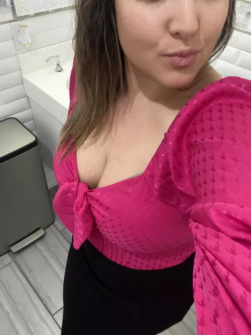 Would you do a boss/milf?