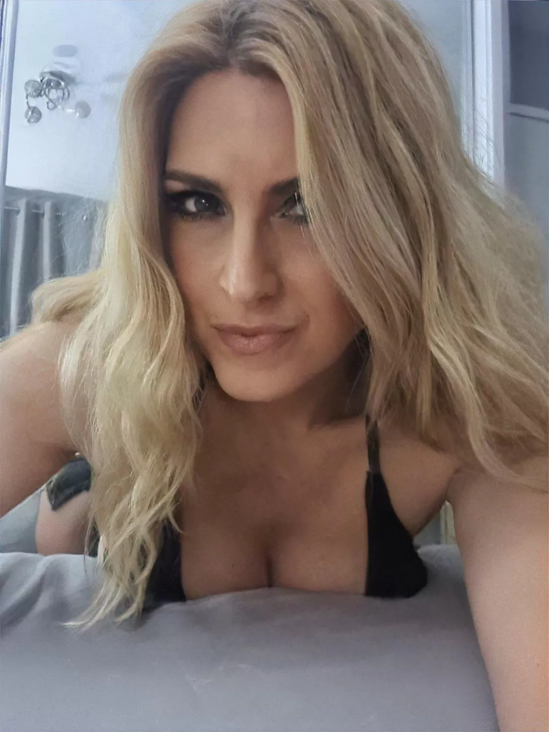 Would you fuck me? 😳