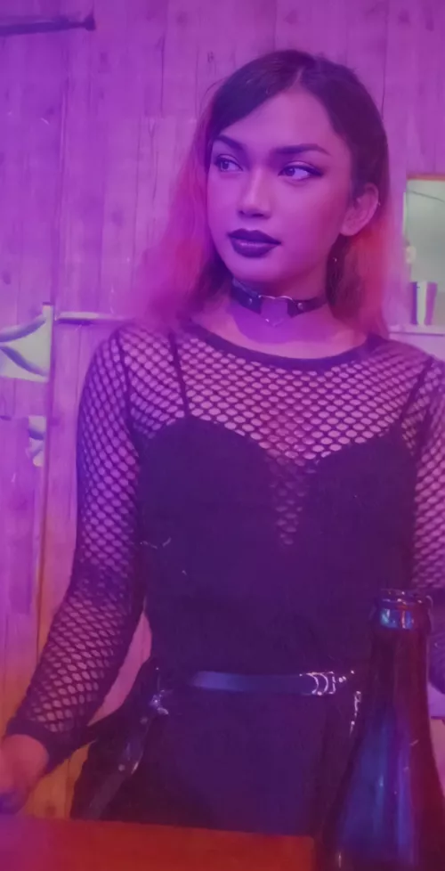 Would you notice me right across the bar ? 🥺