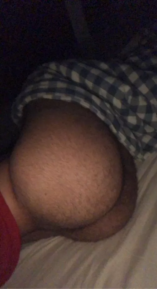 y’all advice me to shave or should i keep the hair?