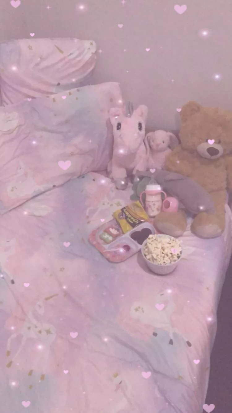 Yesterday I had a movie night with my stuffies and we watched Finding Nemo 😁