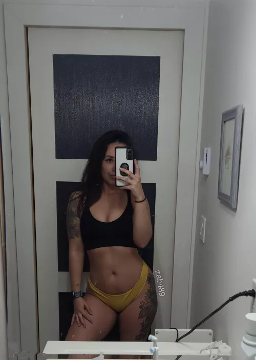 yesterday's workout is showing through today 😝