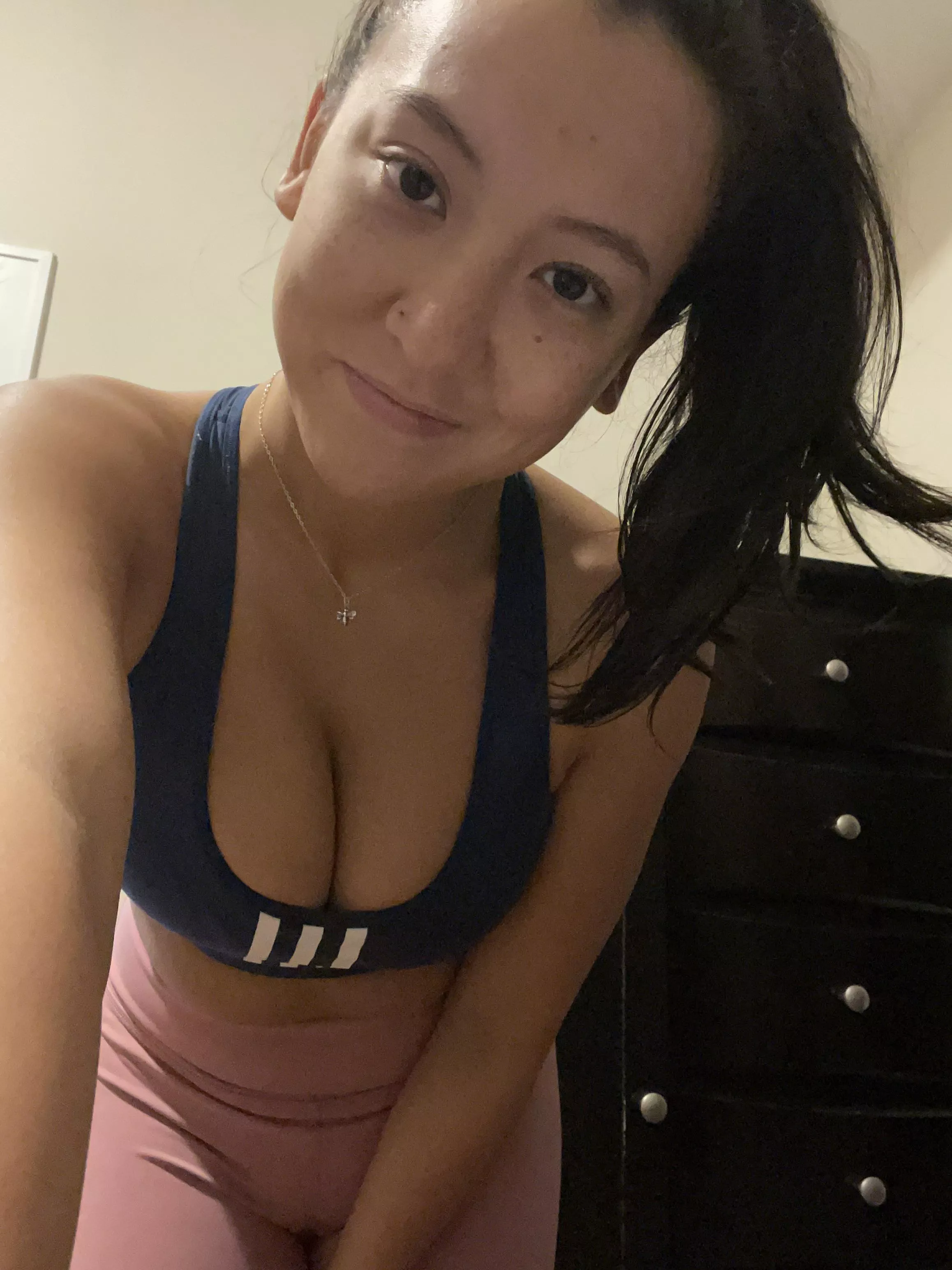 Yoga bra cleavage