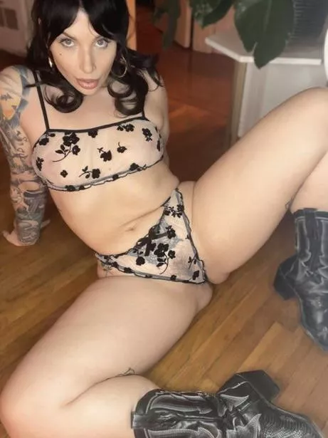 You better be a good pussy licker otherwise you’re going to be caged for a long time!