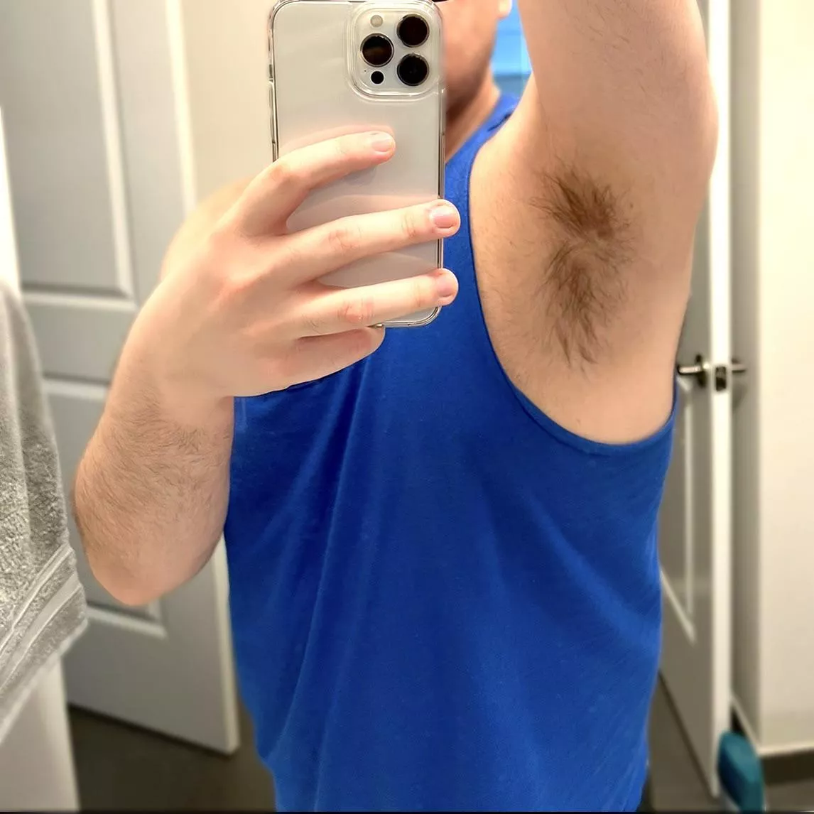 You don’t gotta tell me twice to lift my arm up for you 😉