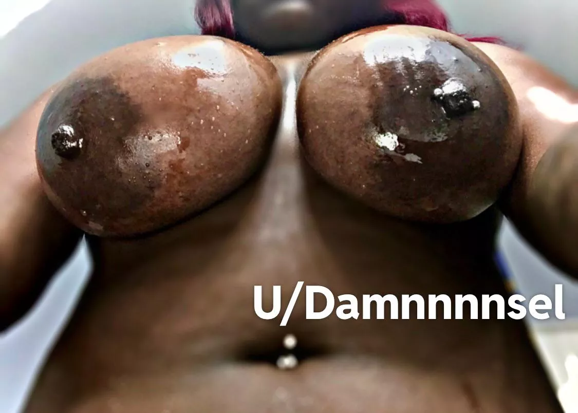 You like my areolas baby 😏